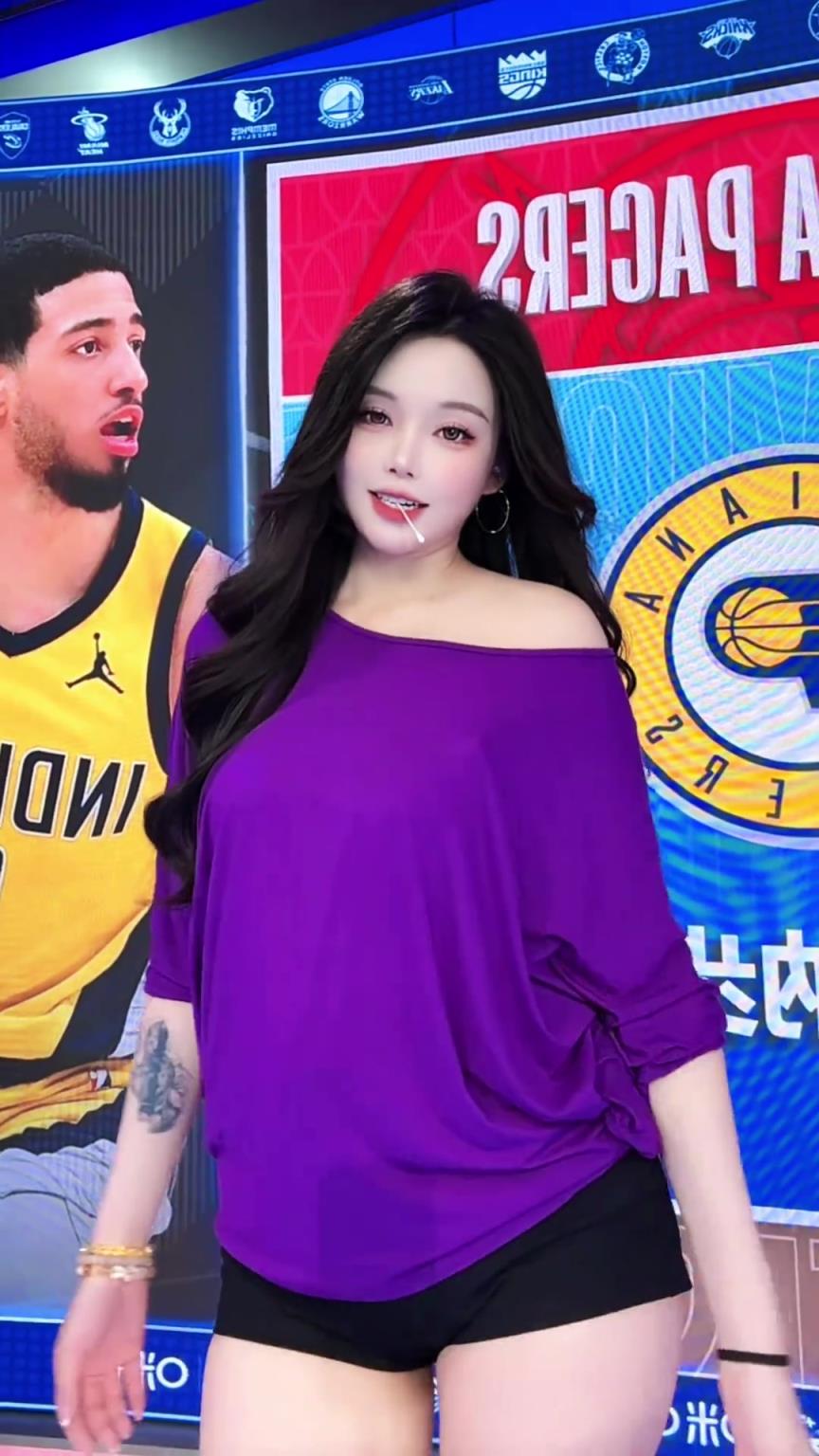 美女主播小太陽：年輕的將軍意氣風(fēng)發(fā)！ 哈利伯頓強的可怕