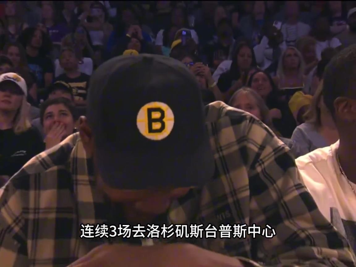 KD凡心大動(dòng)？連續(xù)三場(chǎng)盯梢火花隊(duì)皮衣布林克庫(kù)里‘準(zhǔn)妹夫’上線？